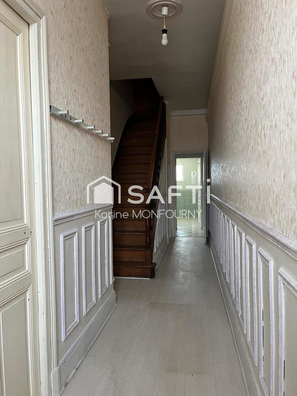 Maison - 95 m² - 5 pièces