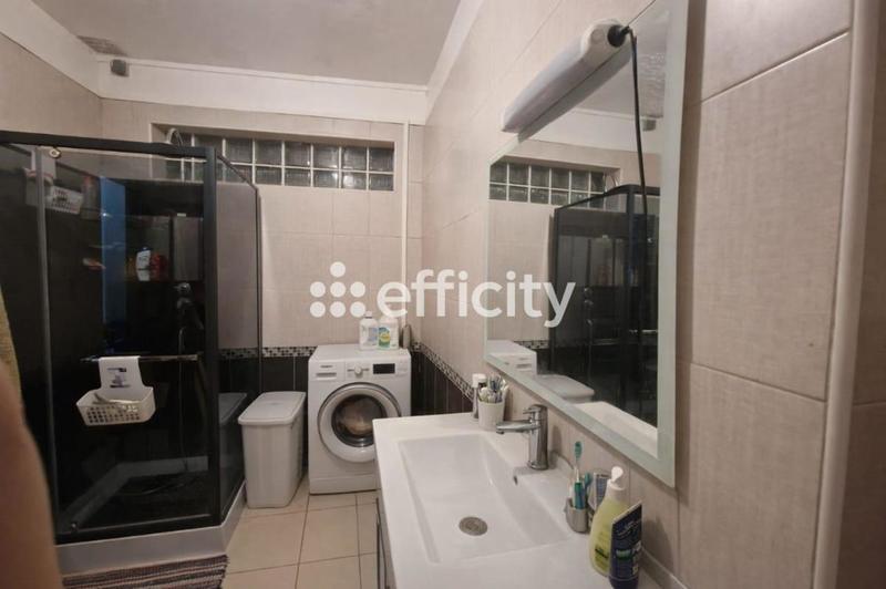 Appartement ancien - 70 m² - 3 pièces