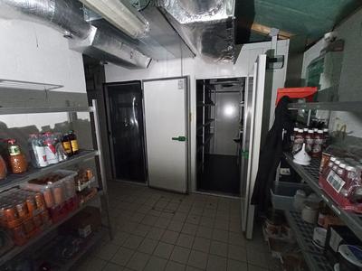 Local commercial - 373 m²