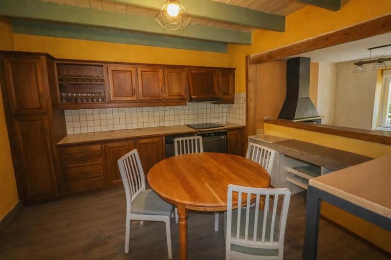 Maison - 121 m² - 6 pièces