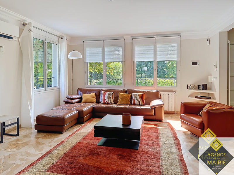 Maison - 170 m² - 6 pièces