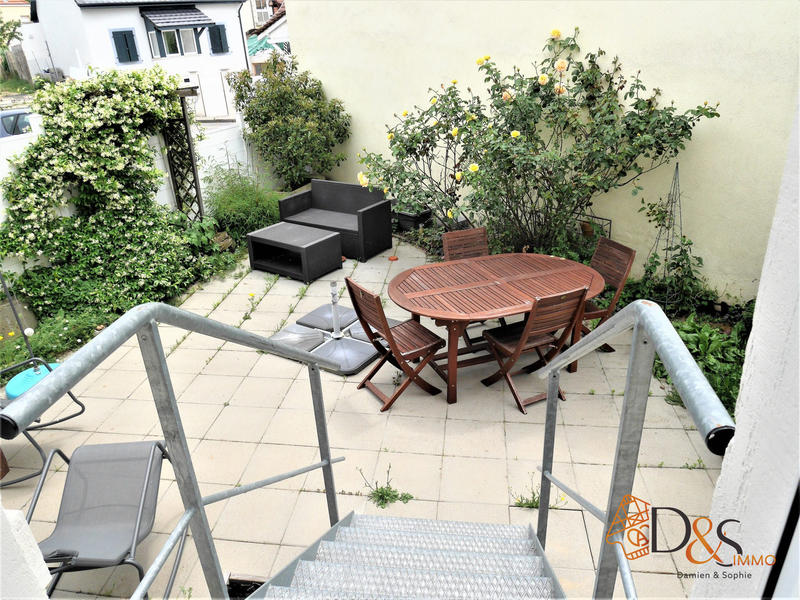 Maison - 80 m² - 5 pièces