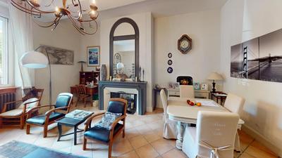 Maison - 245 m² - 7 pièces