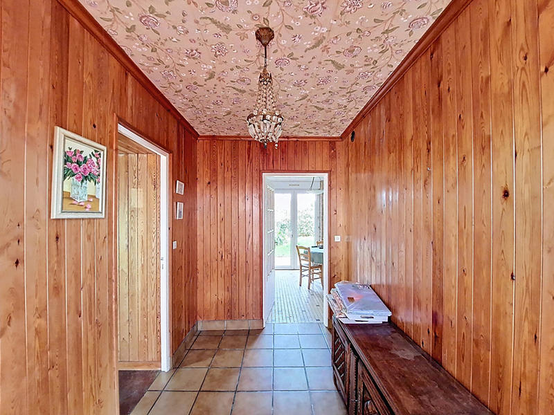 Maison - 127 m² - 9 pièces