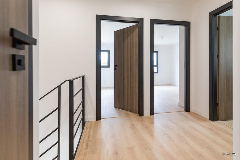 Maison - 142 m² - 6 pièces