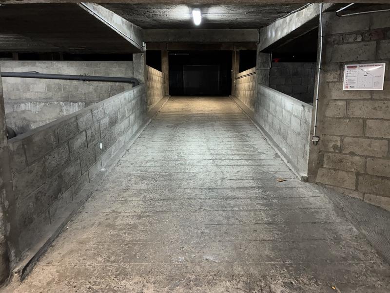 Parking / Garage - 16 m²