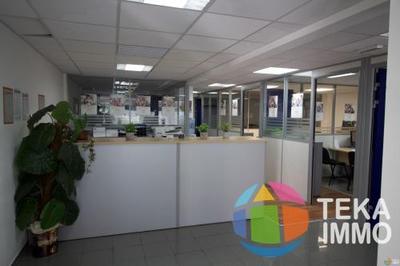 Bureau - 126 m² - 1 pièce