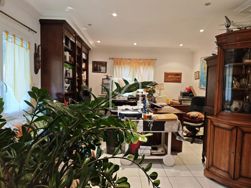 Maison - 157 m² - 6 pièces