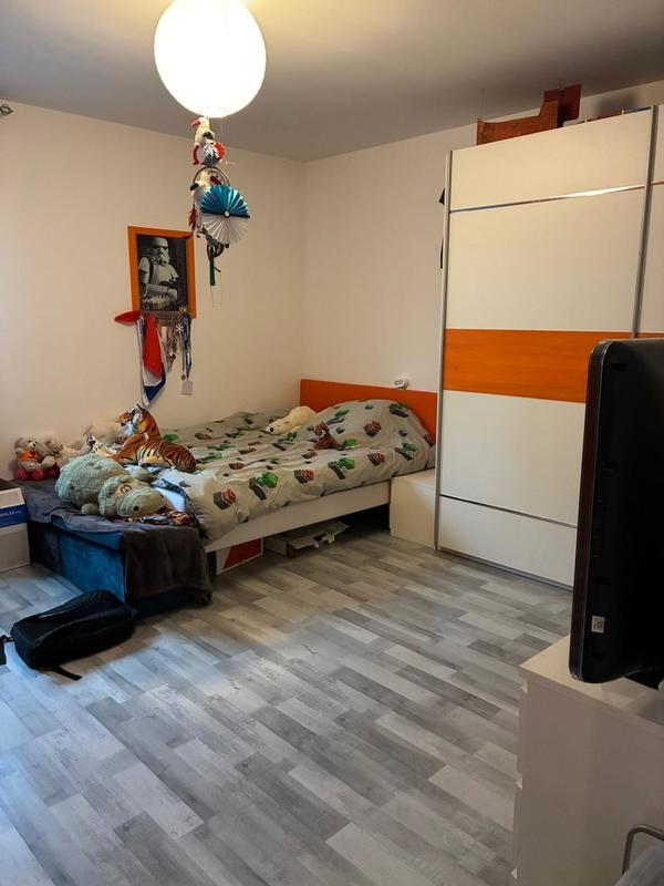 Maison - 197 m² - 7 pièces