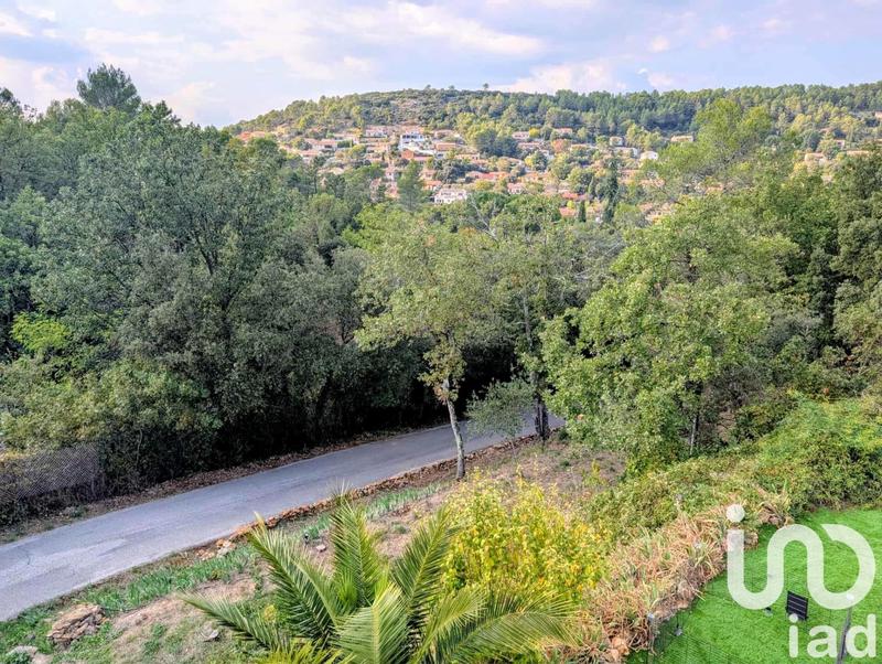 Maison - 230 m² - 8 pièces