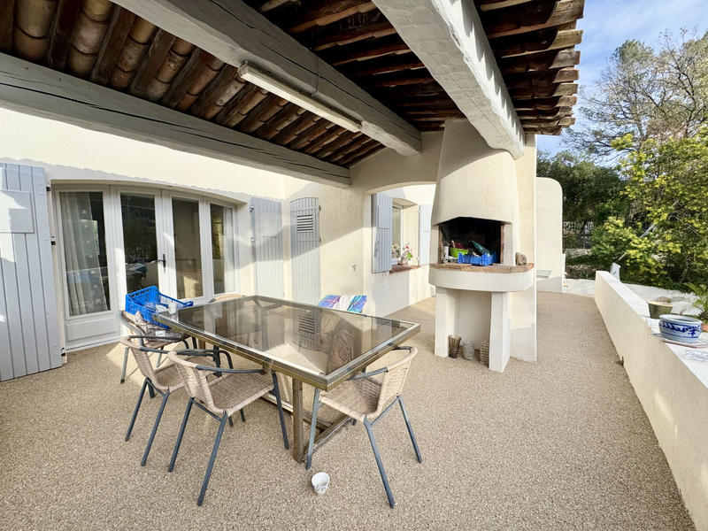 Villa - 365 m² - 11 pièces
