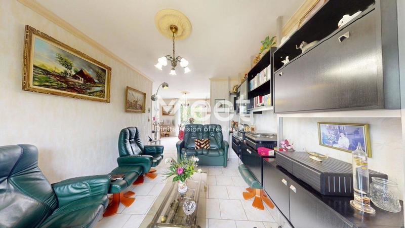 Pavillon - 130 m² - 7 pièces