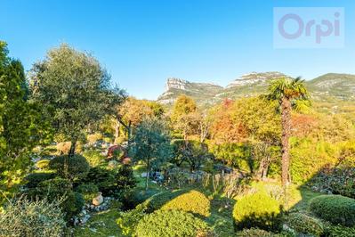 Villa - 160 m² - 4 pièces