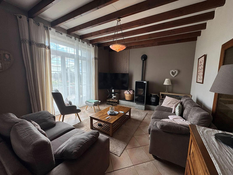 Maison - 186 m² - 7 pièces