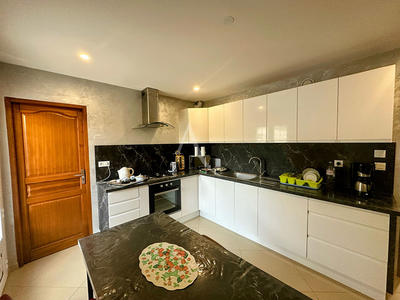 Maison - 150 m² - 6 pièces