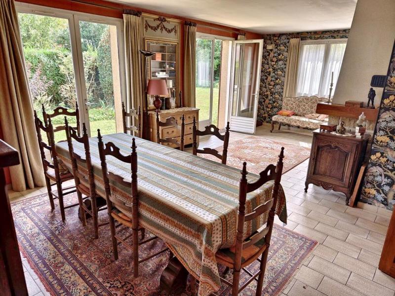 Maison - 175 m² - 12 pièces