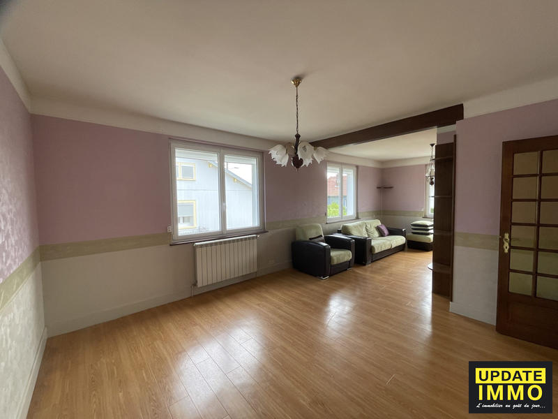 Maison - 137 m² - 8 pièces