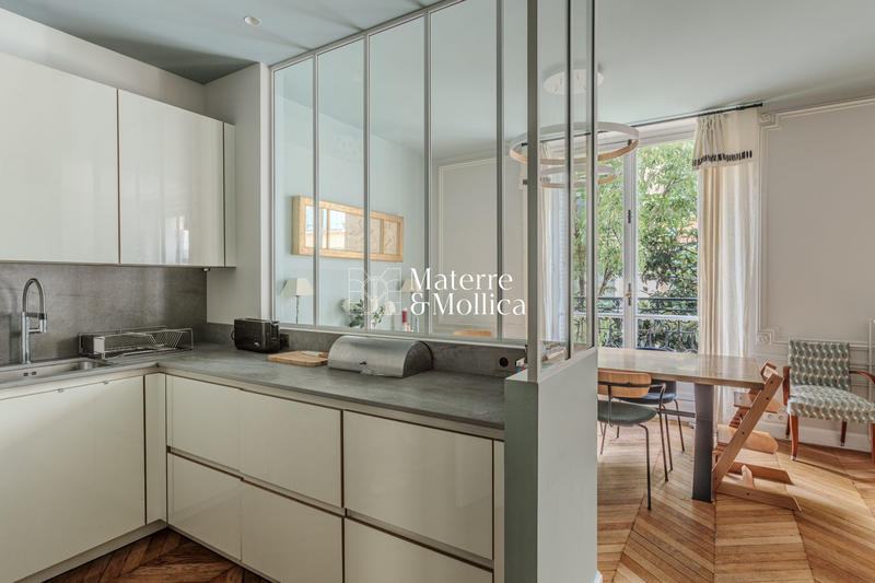 Appartement - 160 m² - 6 pièces