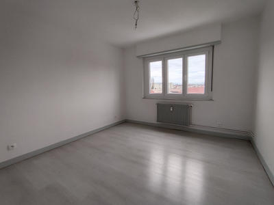 Appartement - 85 m² - 3 pièces