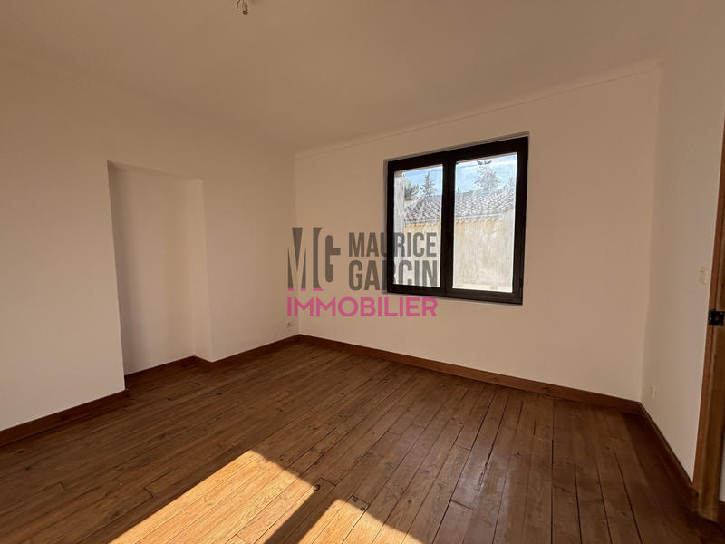 Maison - 202 m² - 7 pièces