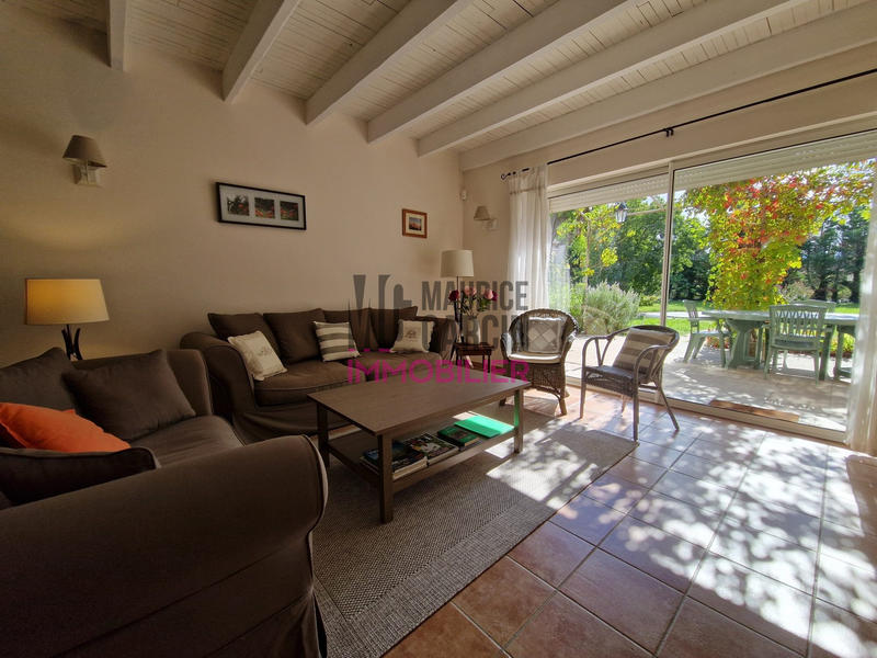 Maison - 187 m² - 7 pièces