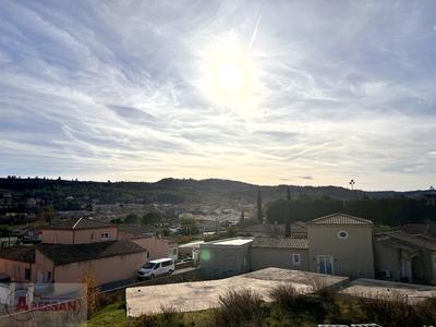 Terrain constructible - 780 m²