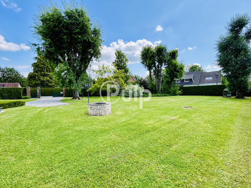 Pavillon - 170 m² - 8 pièces