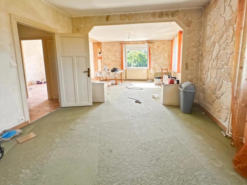 Maison - 182 m² - 8 pièces