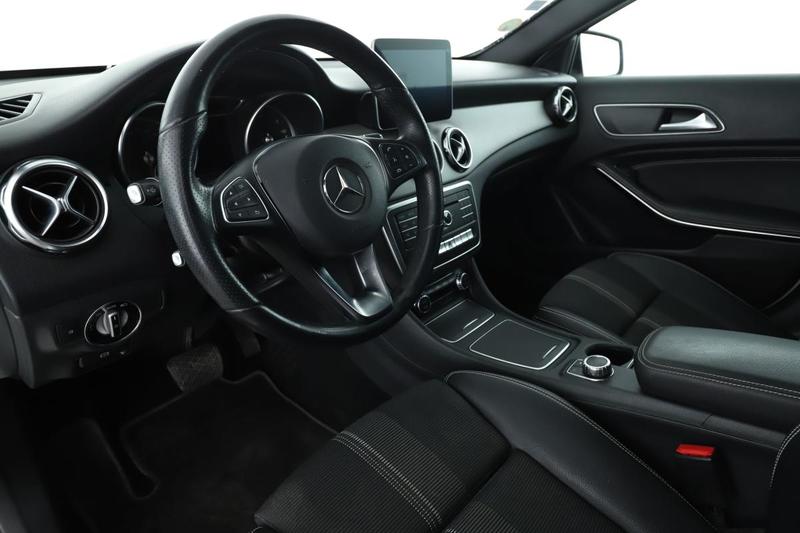 Mercedes Gla 200 d 7g-Dct 136 ch