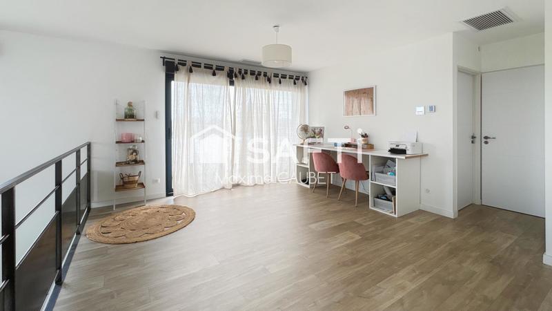 Maison - 182 m² - 5 pièces
