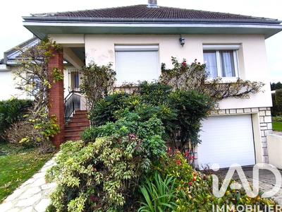 Maison - 89 m² - 5 pièces