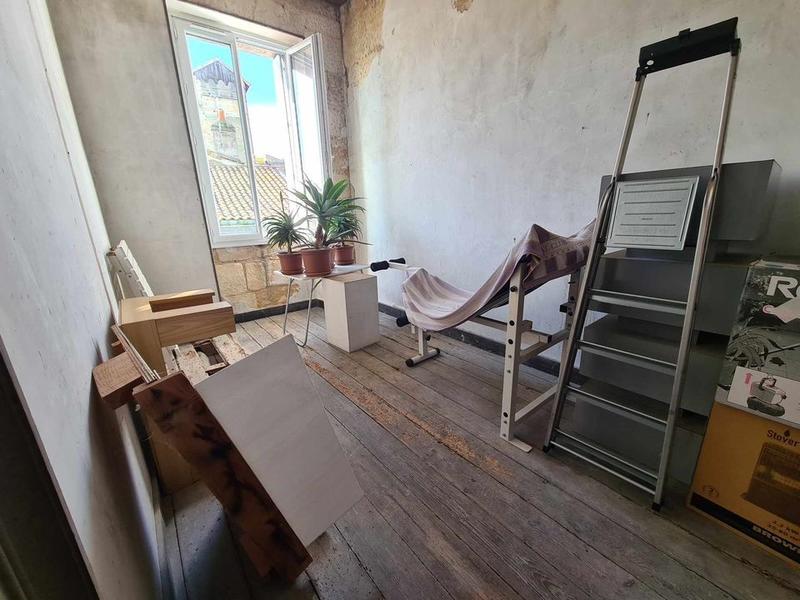 Immeuble - 184 m² - 6 pièces