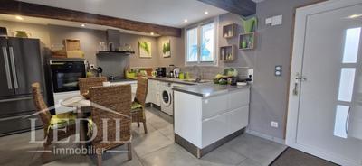 Maison en pierre - 90 m² - 4 pièces