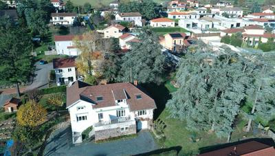 Maison - 350 m² - 14 pièces