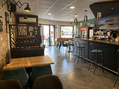 Local commercial - 95 m²