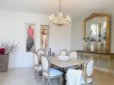 Appartement - 154 m² - 5 pièces