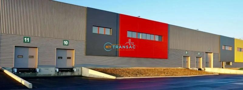 Local d'activité / Entrepôt - 2 314 m²