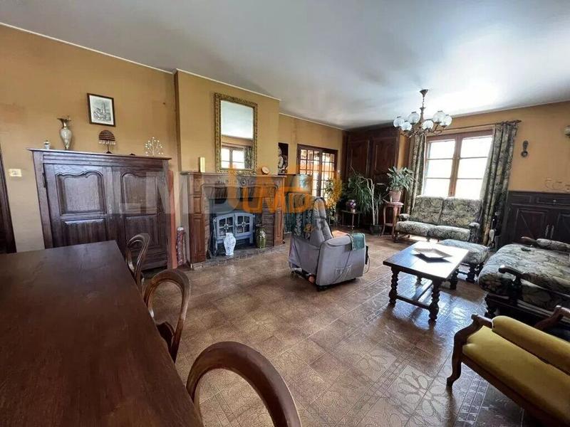 Villa - 237 m² - 8 pièces