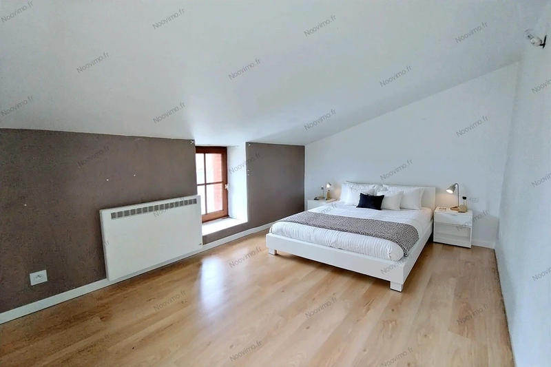 Maison en pierre - 90 m² - 3 pièces