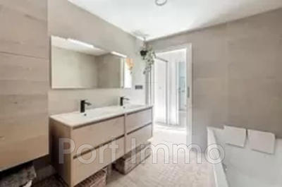 Appartement - 99 m²