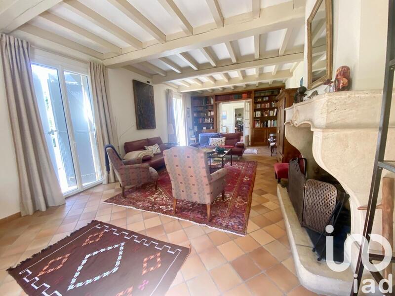 Maison - 268 m² - 8 pièces