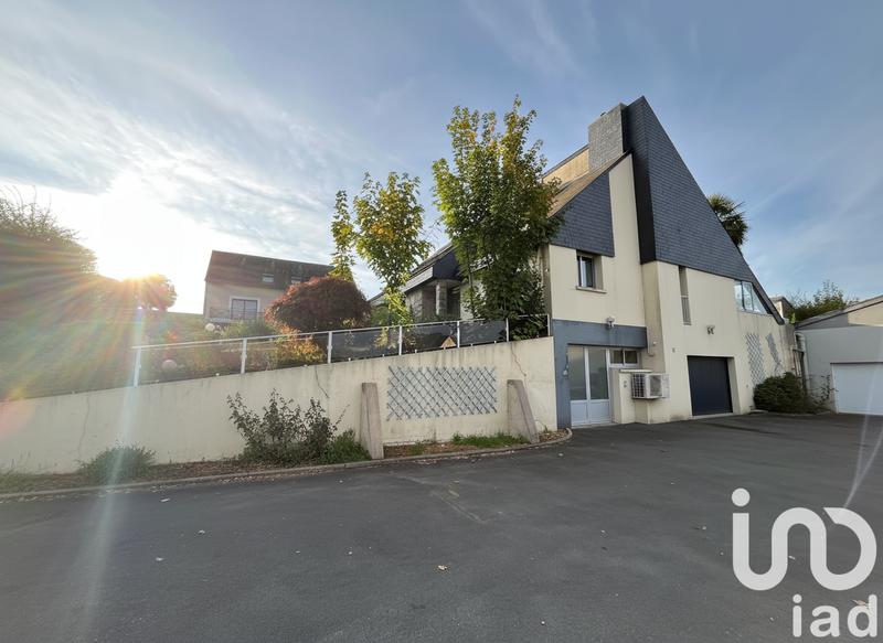 Maison - 183 m² - 7 pièces