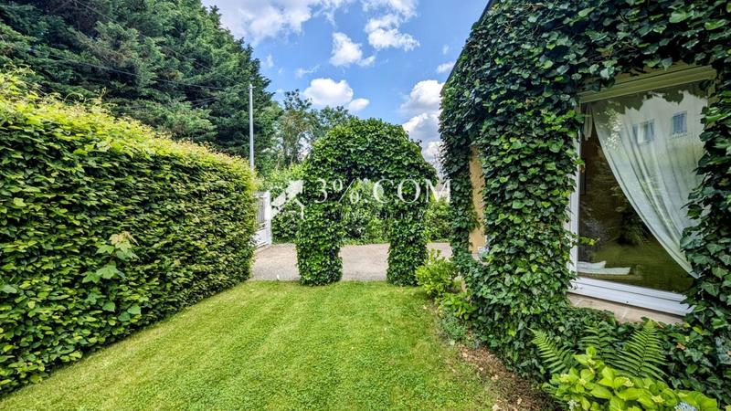 Maison d'architecte - 196 m² - 7 pièces