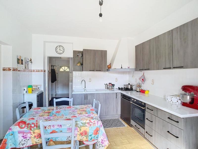 Maison - 88 m² - 4 pièces