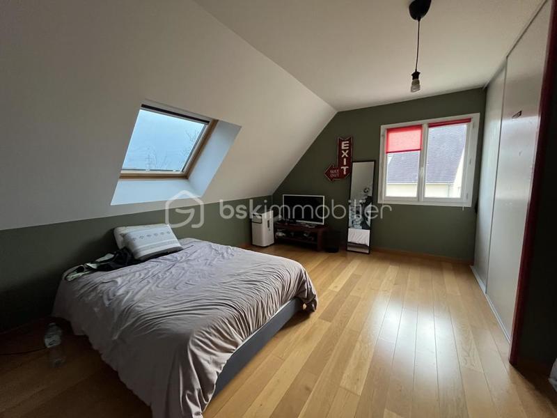 Maison - 182 m² - 6 pièces