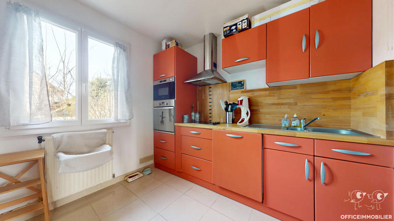 Maison - 105 m² - 5 pièces