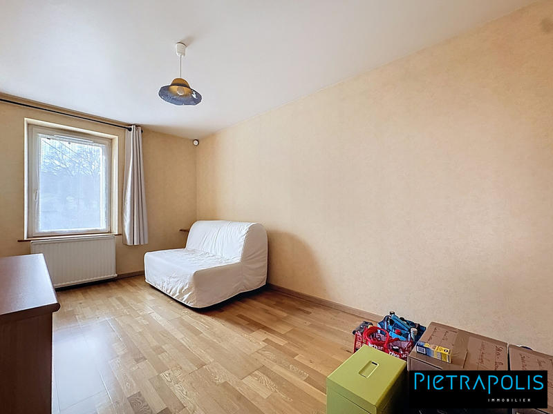 Maison - 94 m² - 6 pièces