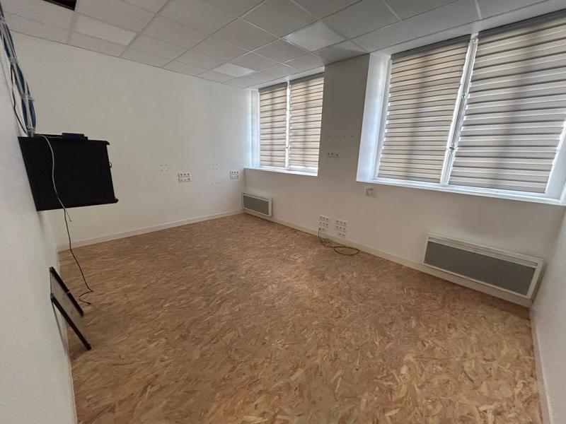 Bureau - 350 m²