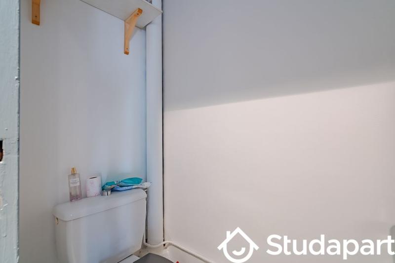 Chambre - 65 m² - 1 pièce