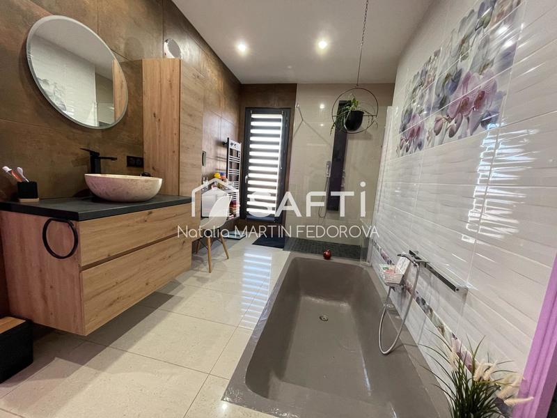 Maison - 172 m² - 6 pièces